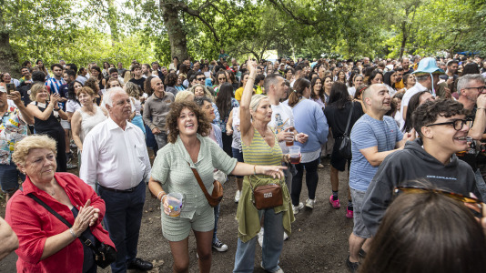 Los carballeses despidieron el San Xoán con la fiesta más familiar en el bosque do Añón