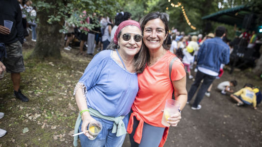 Los carballeses despidieron el San Xoán con la fiesta más familiar en el bosque do Añón