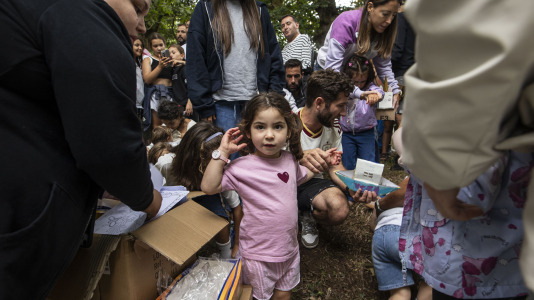 Los carballeses despidieron el San Xoán con la fiesta más familiar en el bosque do Añón
