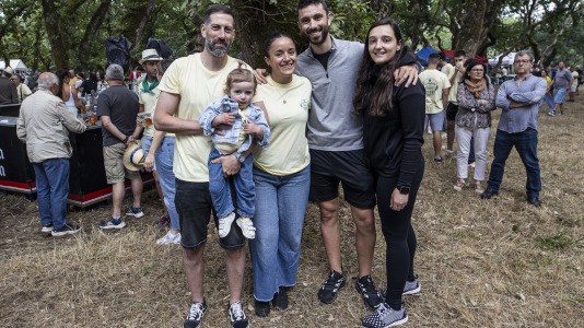 Decenas de familias de la comarca se dieron cita en Baio para disfrutar de la tradicional Festa da Carballeira