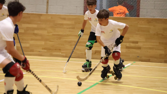 Más de 300 jugadores se reúnen desde este viernes en el torneo organizado por Escola Lubiáns, la única competición de este formato en Galicia.