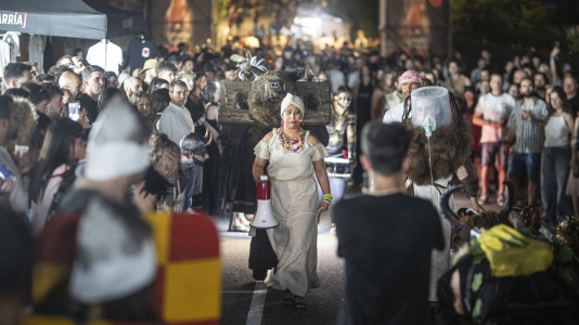 El Lume Irmandiño volvió a encender Vimianzo durante el Asalto ao Castelo
