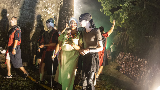El Lume Irmandiño volvió a encender Vimianzo durante el Asalto ao Castelo