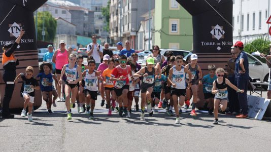 Más de 300 corredores se dieron cita este domingo para participar en la segunda edición de la carretera laxense en una jornada muy calurosa