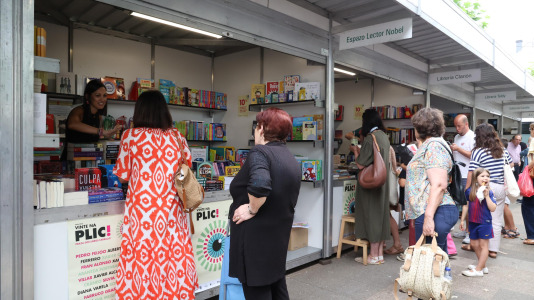 Praza dos Libros de Carballo (11)