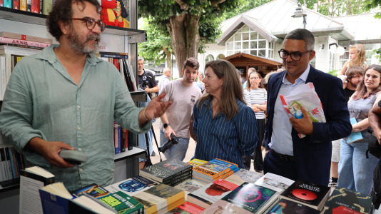 Praza dos Libros de Carballo (58)