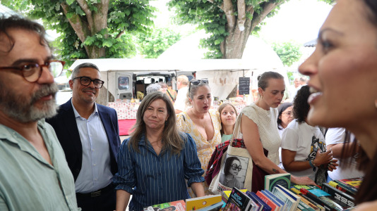 Praza dos Libros de Carballo (60)