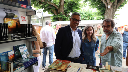 Praza dos Libros de Carballo (62)
