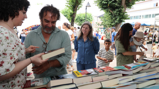 Praza dos Libros de Carballo (67)