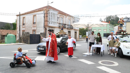 Procesión de San Cristóbal en Baio (25)