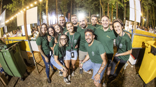 La Festa da Carballeira de Zas vivió una intensa primera noche de folk y música electrónica